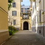 Апартаменты Urban Loft Caracciolo74 Metro M5 - Comfort, Style Милан